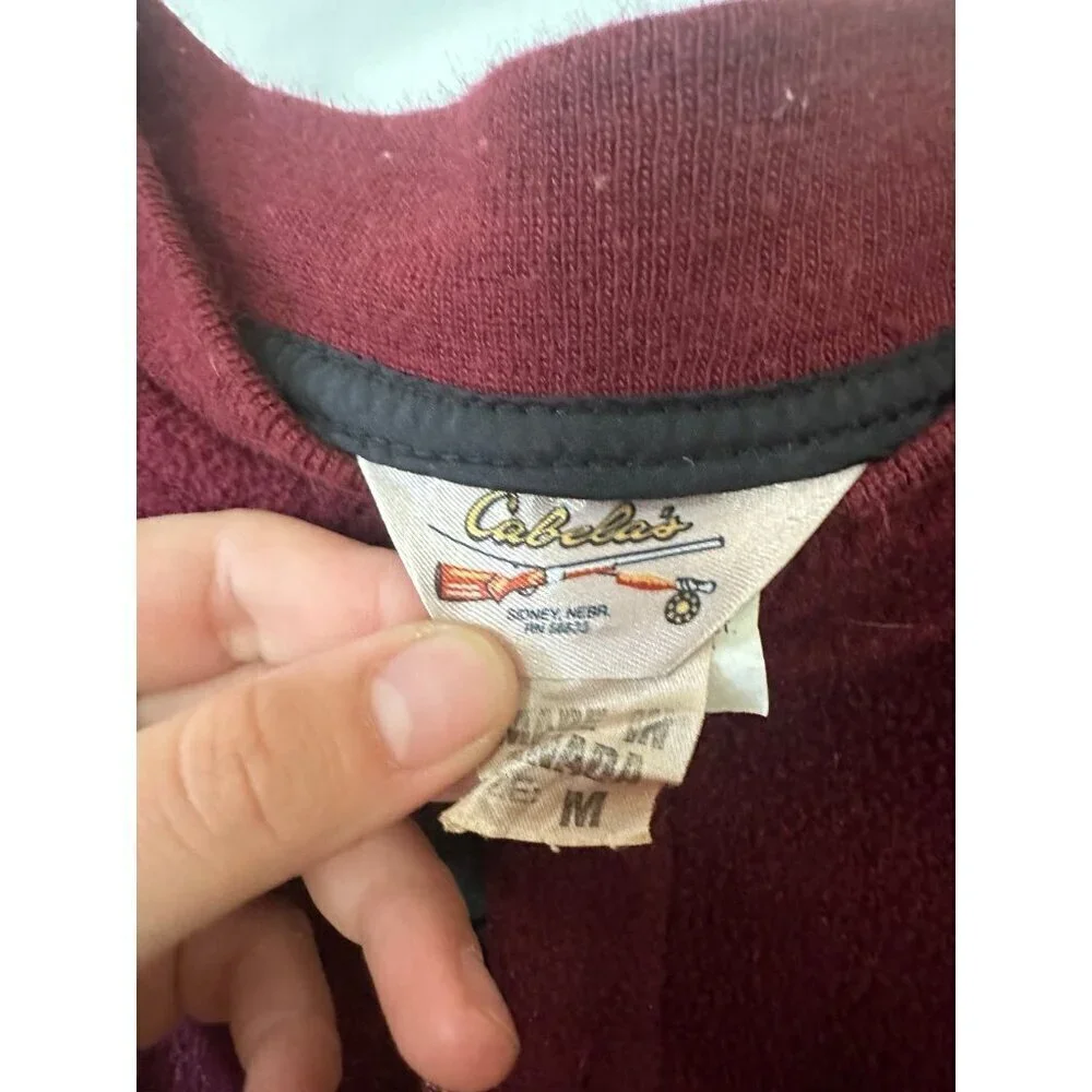 Cabela’s men’s size medium red sweater